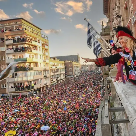 Le Five - La Potiniere - Front De Apartment